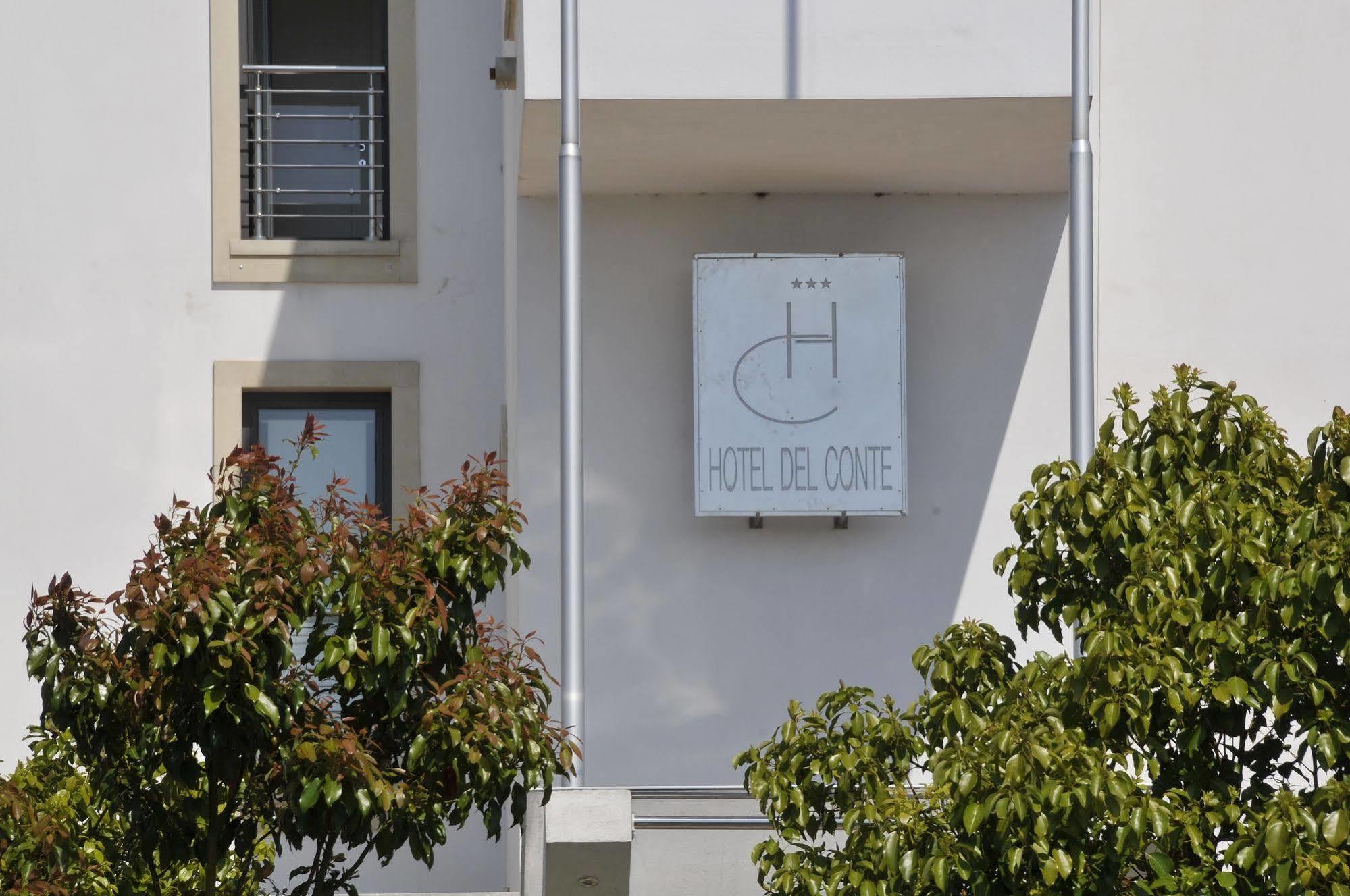 Hotel Del Conte Fondi Buitenkant foto